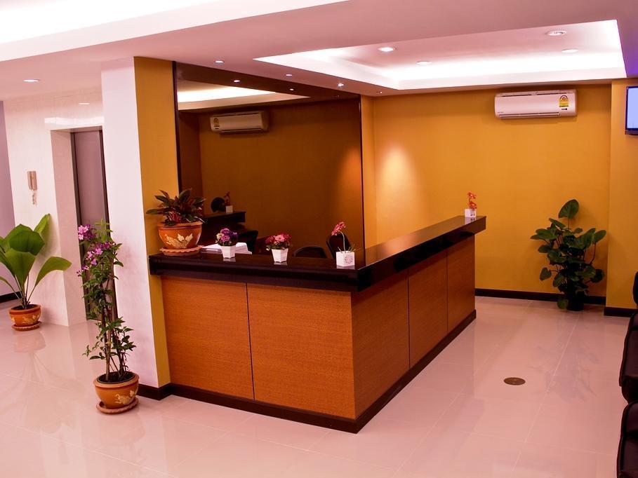 Oyo 373 Mc Ginger House Hotel Patong Ngoại thất bức ảnh