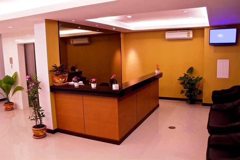 Oyo 373 Mc Ginger House Hotel Patong Ngoại thất bức ảnh