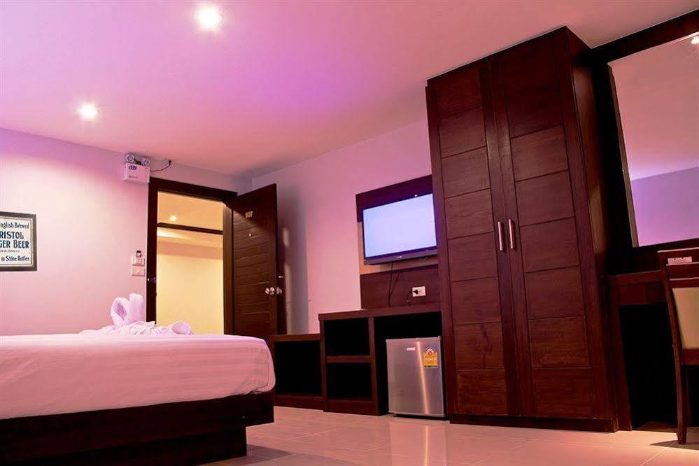 Oyo 373 Mc Ginger House Hotel Patong Ngoại thất bức ảnh