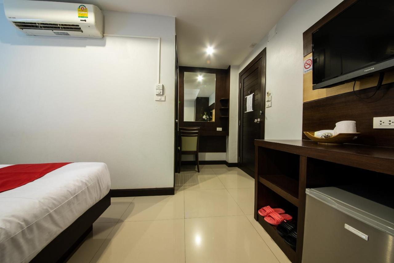 Oyo 373 Mc Ginger House Hotel Patong Ngoại thất bức ảnh
